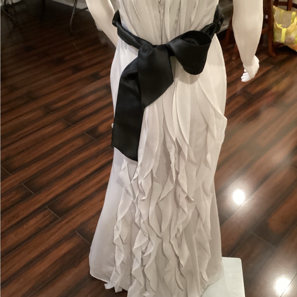 Elegant Gray Dress with Black Bow